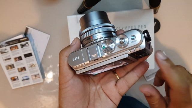 OLYMPUS PEN E-PL-9 - Unboxing E Primeiras Impressões. EPL 9