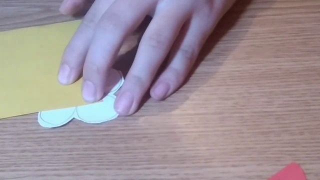 Весенний цветок своими руками из цветной бумаги и даже можно подарить маме на 8марта??? смотреть онлайн