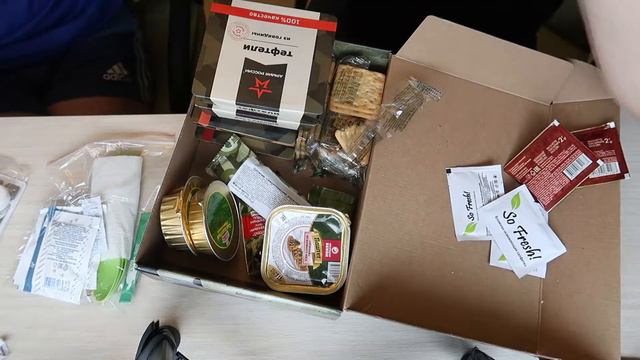 СУХОЙ ПАЁК Армейские Будни / Корейский муж пробует русский солдатский паёк