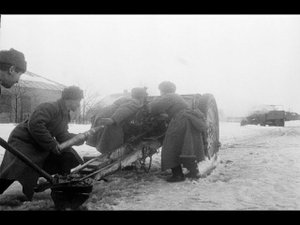 Подвиг Ростовских панфиловцев. Как 18 артиллеристов остановили 50 танков