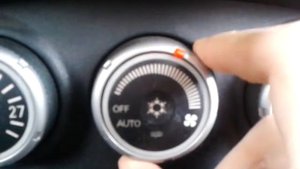 Видео: Настройка скорости вентилятора в Mitsubishi Outlander XL
