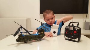 Toy review . Chinook Helicopter.  Вертолет Чинук.  SYMA S022