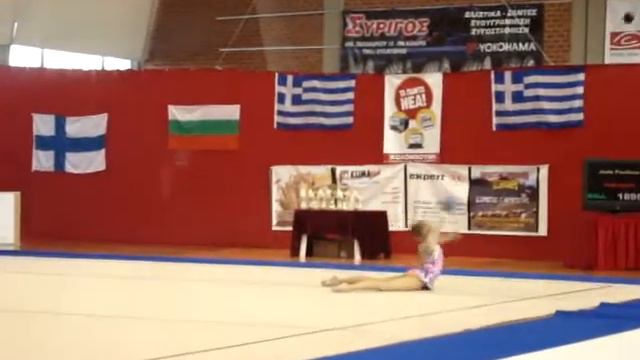 Kamelia Ugrinova ball HelioulolisCup 2009.mpg смотреть онлайн