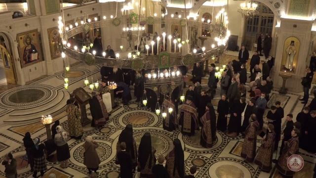 Утреня. Полиелей. Великомученика Феодора Тирона. Первое и второе обретение главы Иоанна Предтечи смотреть онлайн