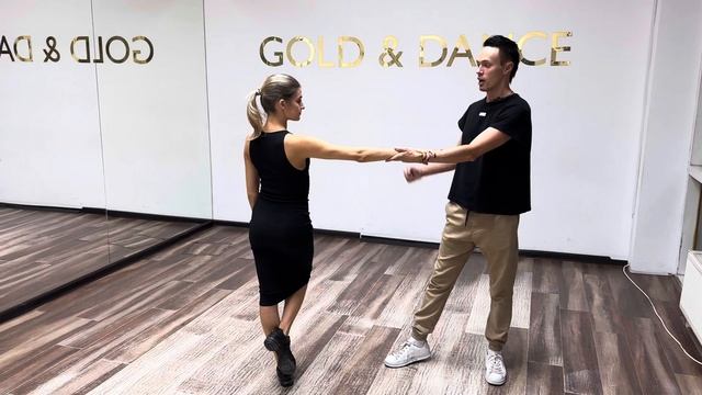 Бачата. Уровень 2. Урок 8. Импульсо. Техника бачата сеншуал. Олег Логинов и Ксения Титова смотреть онлайн