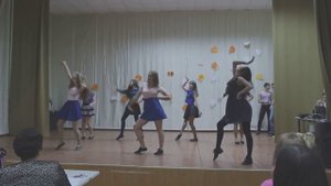 Школьный танец. Осенние мероприятия в школе.