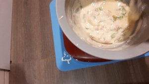 Очень вкусные вафли. С зеленым луком и колбасой