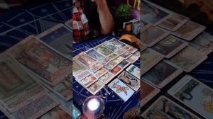 Что происходит за вашей спиной?