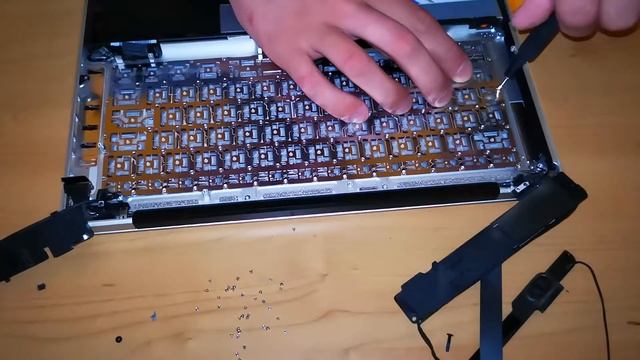 Macbook Pro 13", 2008-2012 keyboard change. смотреть онлайн