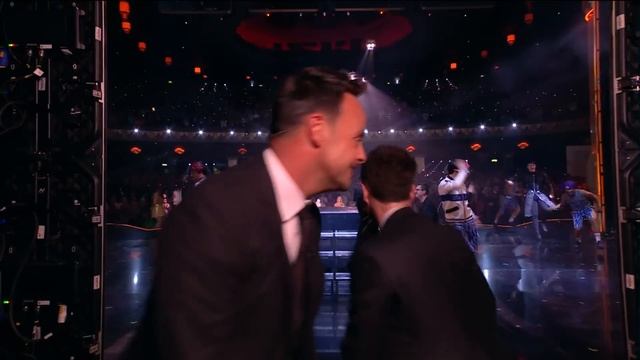 A ROCKIN' start to Semi-Final 2 with the cast of 'We Will Rock You' | Auditions | BGT 2023 смотреть онлайн