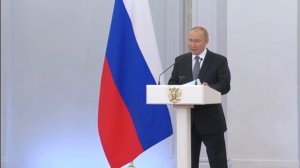 Встреча Президента Российской Федерации Владимира Путина с выпускниками военных .