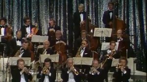 Bert Kaempfert - Sylvia Vrethammar - Strangers in the night