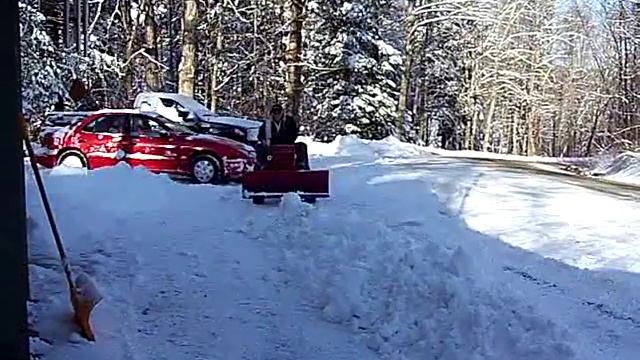 Wheel Horse Snow Plowing смотреть онлайн