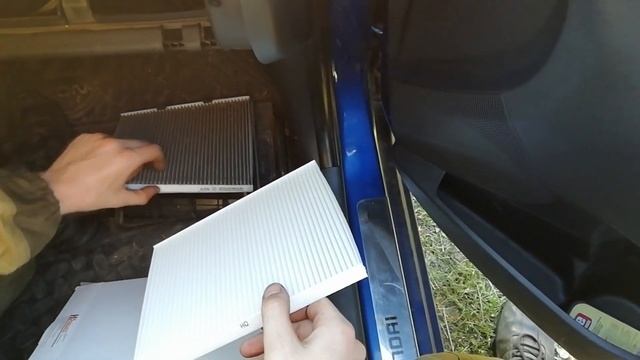 Kак поменять ♻️салонный фильтр?  на Hyundai Solaris