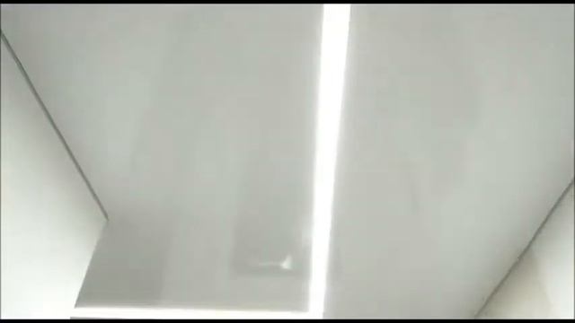 Световая линия на натяжном потолке в коридоре шириной 5 см смотреть онлайн