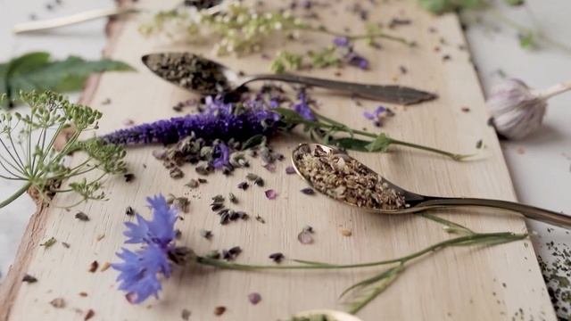 Полезные советы. Как заставить себя чихнуть