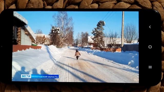 ГЛАВНЫЙ МИНУС ЖИЗНИ В ДЕРЕВНЕ смотреть онлайн