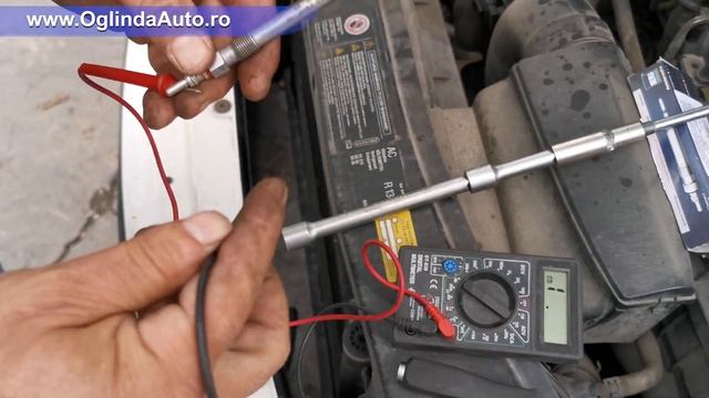 Demonteaza schimba bujii Skoda Octavia 2 Facelift 1.6 TDi смотреть онлайн