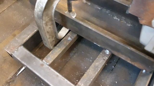 Пробный #ИСКРОУЛОВИТЕЛЬ Стойка для болгарки 230 / test the spark arrester смотреть онлайн