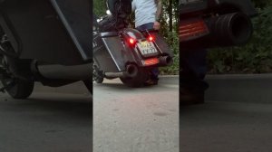 Выхлоп DC&CS Демоны спокойствия на Harley Davidson Street Glide