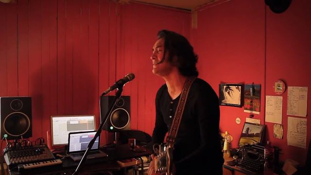 Metronome Blues - Some People Better Left For Dead (Studio Session) смотреть онлайн