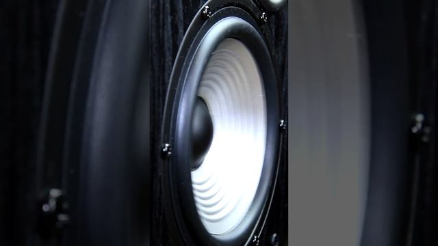 Edifier R2700 Speakers