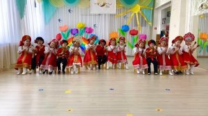 Веселые потешки и игра на ложках, ср.группа «Умка»