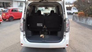 TOYOTA VOXY 2009