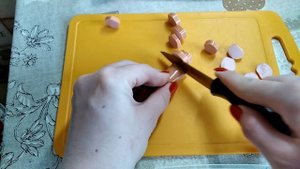 Пицца (на молоке) на сковородке