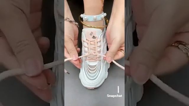 Как можно завязать шнурки бабочкой смотреть онлайн