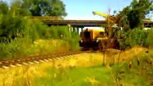 Как измельчить стекло в порошок за 3 секунды?