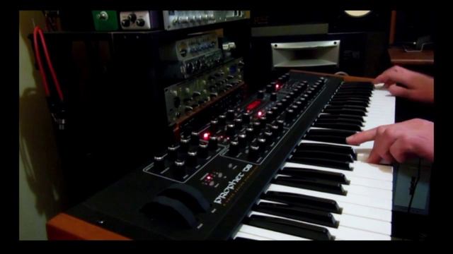 1 Minute Noodles pt.7 Prophet 08 + Eventide H3000 смотреть онлайн