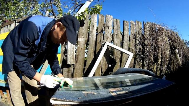 Выходные в деревне. Резка и установка стекла в рамы смотреть онлайн