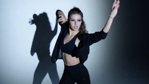 песня "Занята танцем" группы DABRO