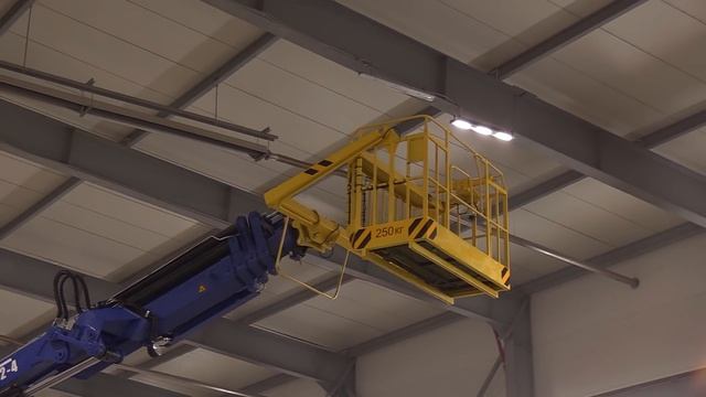 Крано-манипуляторные установки АНТ — собственная разработка Уральского Завода Подъемных Механизмов! смотреть онлайн