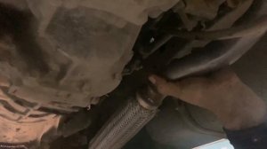 Замена выхлопной системы Toyota Hiace 1996 г.в. / Тойота Хайс