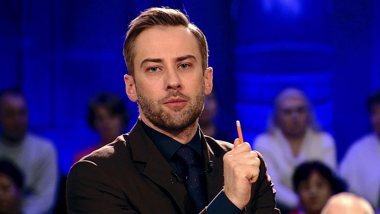Программа "На самом деле" продолжает собственное расследование загадочного убийства девушки на пляже