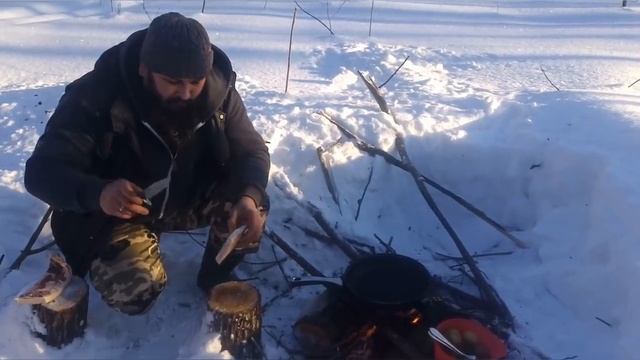 ?Вкуснейший? шедевр?готовлю на природе обед☝? смотреть онлайн