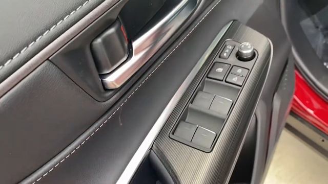 2021 Toyota Venza Limited Hybrid смотреть онлайн