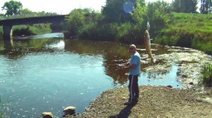 Голавля не будет. И вообще не клюёт. Просто прогулка по реке. Лето. Август 2018г.