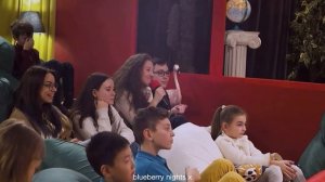 арсений попов ведёт себя как дед на протяжении двух минут