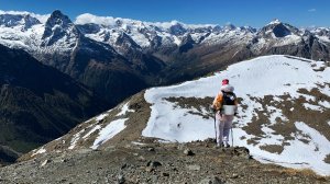 Домбай 2022. Вид на Эльбрус с другой стороны. Маршрут до Турьего Озера нас разочаровал. НЛО в Домбае