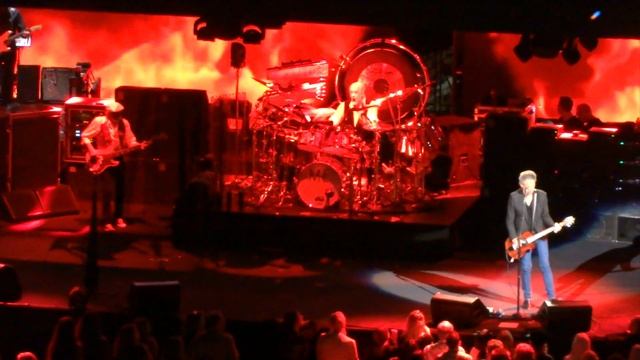 Fleetwood Mac - I'm So Afraid 2014-11-22 Live @ Moda Center, Portland, OR смотреть онлайн