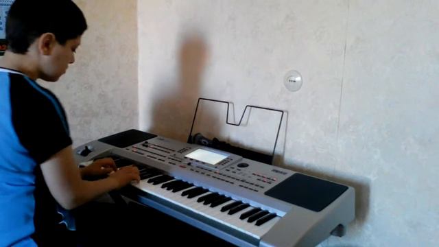 Этюд- на синтезаторе. смотреть онлайн