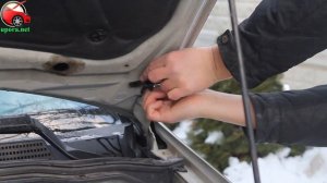 Установка упоров капота (амортизаторов) на Nissan Almera (www.upora net)