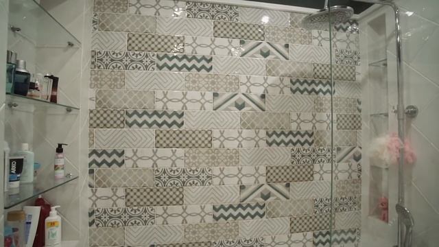 Обзор трехкомнатной квартиры с большой кухней, гостиной , спальней и детской. смотреть онлайн