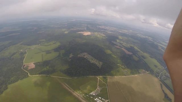 Прыжок из АН-2 с высоты 1500 метров, но над облаками смотреть онлайн