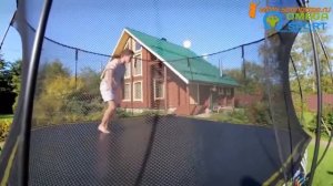 Обзор. Обучение прыжкам на батуте - кувырок назад