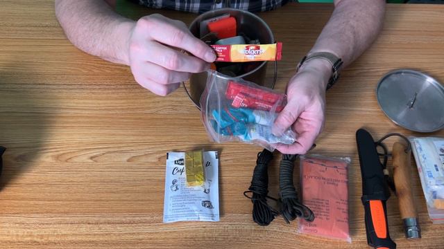 The Mors Bush Pot Survival Kit Part 1 смотреть онлайн