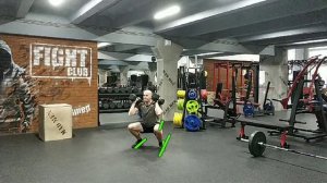 Трастеры с гантелями